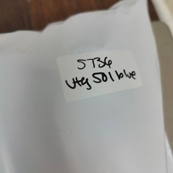 Vintage 90s Levi's 501 Jeans Mens 33x30 Medium Wash Whiskering Straight Fit - Picture 12 of 12